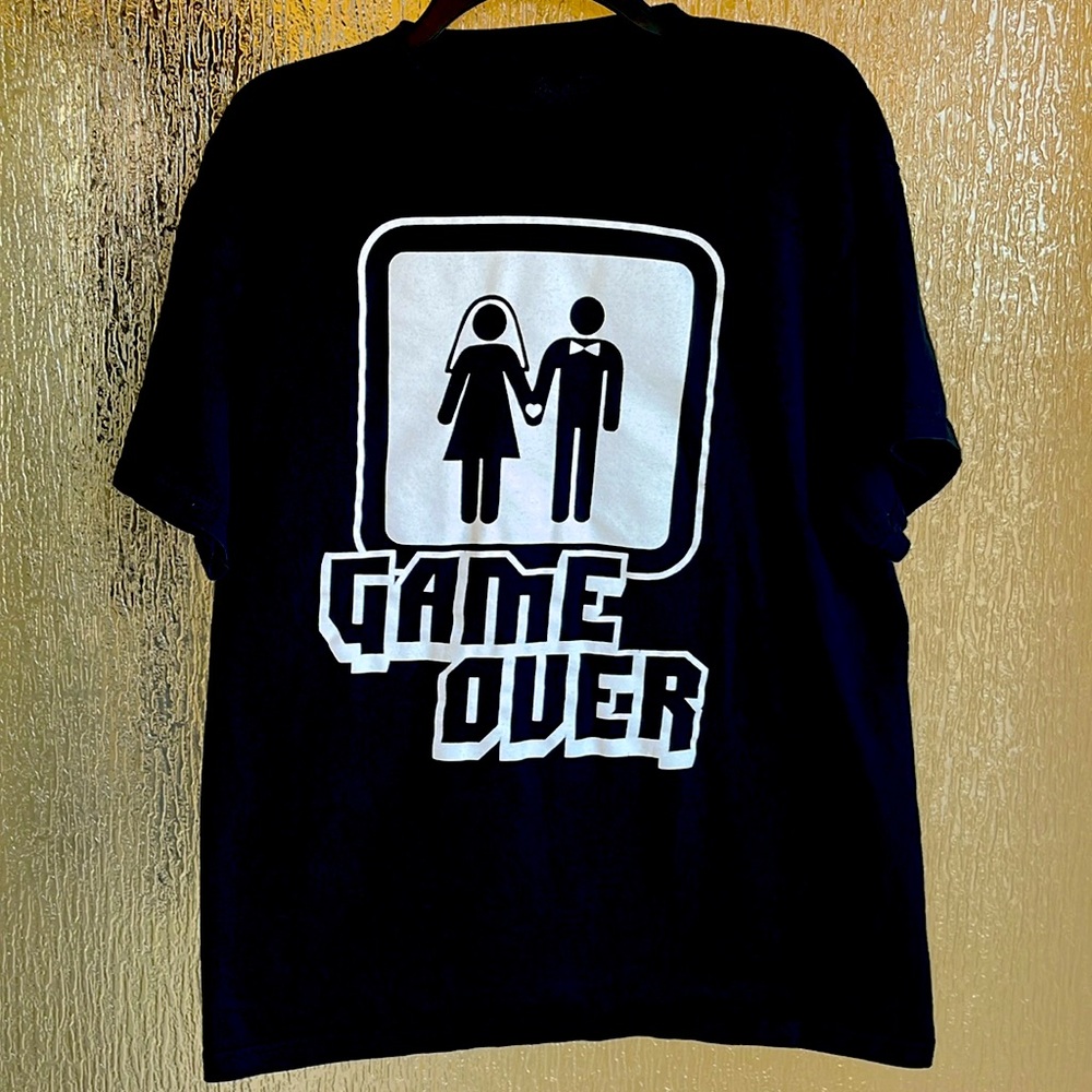 Spencer's large men's black t shirt